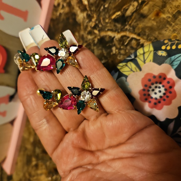 Elegant Multicolor Crystal Jewelry Set - Picture 2 of 4